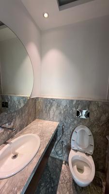 Image of 2600 Sq.ft 6 BHK Apartment / Flat for sale in Santacruz West, Mumbai for Rs. 150000000