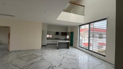 Living Room Image of 4000 Sq.ft 3 BHK Apartment / Flat for rent in Armane Nagar Bengaluru for Rs. 300000