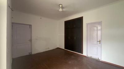 Bedroom Image of 1545 Sq.ft 3.5 BHK Apartment / Flat for sale in Amrapali Silicon City, Sector 76 Noida for Rs. 16200000