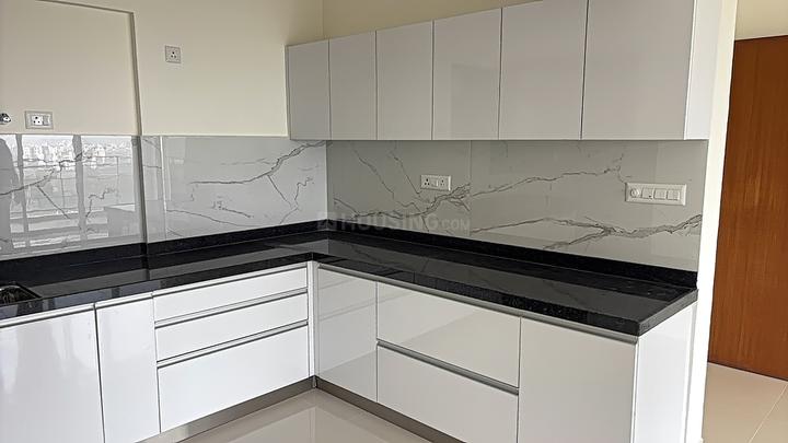 Amanora Elevate Tower 47 Main Image 1