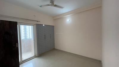 Bedroom Image of 585 Sq.ft 1 BHK Apartment / Flat for rent in Amrapali Dream Valley 2, Noida Extension Greater Noida for Rs. 17000