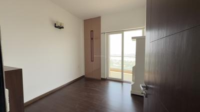Bedroom Image of 1380 Sq.ft 2 BHK Apartment / Flat for rent in Supertech Supernova, Sector 94 Noida for Rs. 55000