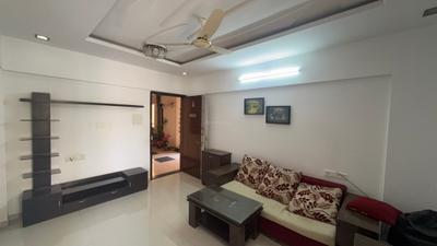 Living Room Image of 990 Sq.ft 2 BHK Apartment / Flat for sale in GK Rose Woods, Pimple Saudagar Pune for Rs. 10000000