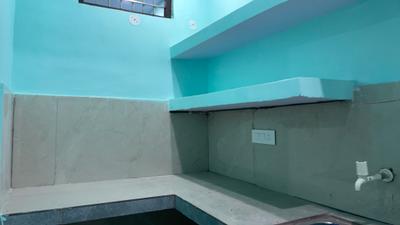 Kitchen Image of 384 Sq.ft 1 BHK Independent House for rent in Sector 53 Noida for Rs. 12000