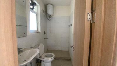 Image of 1943 Sq.ft 3 BHK Apartment / Flat for sale in DLF Express Greens, Manesar, Gurgaon for Rs. 15000000