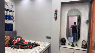 Bedroom Image of 725 Sq.ft 2 BHK Builder Floor for sale in Picnic Garden Kolkata for Rs. 3500000