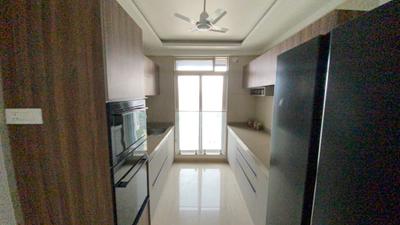 Kitchen Image of 940 Sq.ft 3 BHK Apartment / Flat for sale in Dosti Mezzo 22, Sion Mumbai for Rs. 47500000