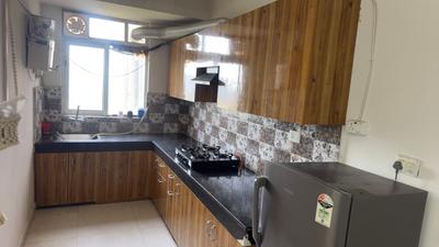 Kitchen Image of 742 Sq.ft 2 BHK Apartment / Flat for rent in Signature Global Andour Heights, Sector 71 Gurgaon for Rs. 33000