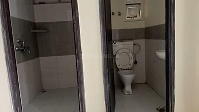 Bathroom Image of 500 Sq.ft 1 BHK Apartment / Flat for sale in Signature Global Grand IVA, Sector 103 Gurgaon for Rs. 4050000