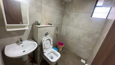 Bathroom Image of 556 Sq.ft 1 BHK Apartment / Flat for rent in Eroor Kochi for Rs. 33500