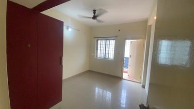 Bedroom Image of 1200 Sq.ft 2 BHK Apartment / Flat for rent in Munnekollal Bengaluru for Rs. 40000