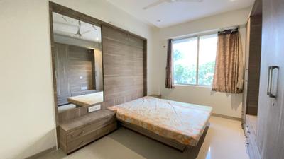 Bedroom Image of 1245 Sq.ft 2 BHK Apartment / Flat for rent in Shyamal Ahmedabad for Rs. 30000