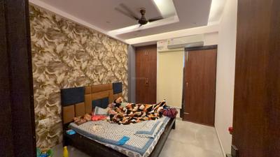 Bedroom Image of 1000 Sq.ft 3 BHK Builder Floor for sale in Shastri Nagar Ghaziabad for Rs. 8500000