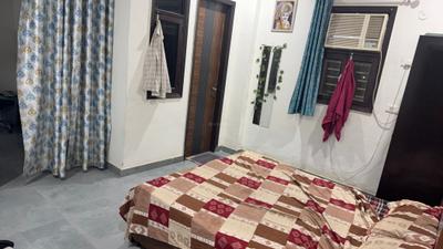 Bedroom Image of 800 Sq.ft 1 RK Apartment / Flat for rent in Palam Vihar Extension Gurgaon for Rs. 13000