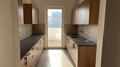Kitchen Image of 2727 Sq.ft 4 BHK Builder Floor for sale in SS Linden Residential Floors, Sector 84 Gurgaon for Rs. 31000000