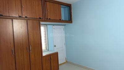 Bedroom Image of 1300 Sq.ft 2 BHK Apartment / Flat for rent in Hitech City Hyderabad for Rs. 35000