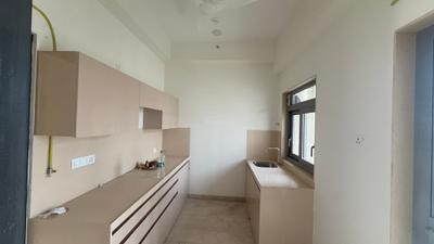 Kitchen Image of 1850 Sq.ft 3 BHK Apartment / Flat for rent in Piramal Mahalaxmi, Worli Mumbai for Rs. 310000