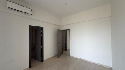 Bedroom Image of 2400 Sq.ft 4 BHK Apartment / Flat for rent in Piramal Mahalaxmi, Worli Mumbai for Rs. 375000
