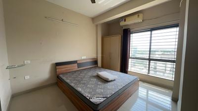 Bedroom Image of 1600 Sq.ft 3 BHK Apartment / Flat for rent in Nipania Indore for Rs. 41000