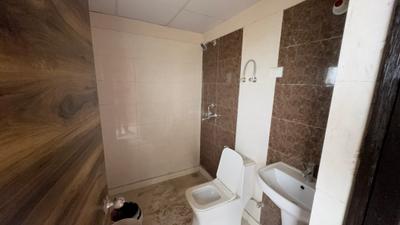Image of 1230 Sq.ft 2.5 BHK Apartment / Flat for rent in Marina Suites , Mahurali, Ghaziabad for Rs. 20000