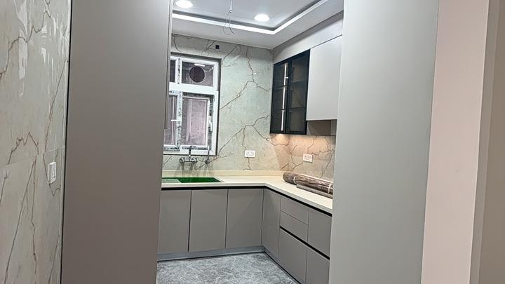 Uttari Pitampura, Pitampura Main Image 1