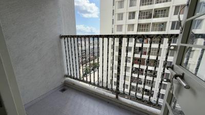 Balcony Image of 1250 Sq.ft 3 BHK Apartment / Flat for rent in Goel Ganga Altus, Kharadi Pune for Rs. 42000