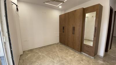 Bedroom Image of 1600 Sq.ft 3 BHK Builder Floor for rent in Karkardooma New Delhi for Rs. 65000