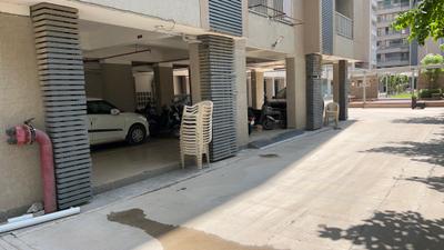 Bedroom Image of 1045 Sq.ft 3 BHK Apartment / Flat for rent in Yash Evana, Chandkheda Ahmedabad for Rs. 21000