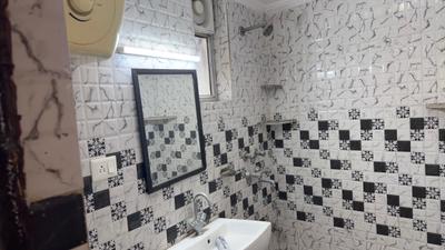 Image of 1800 Sq.ft 3 BHK Apartment / Flat for rent in CGHS Ratnakar Apartments, Sector 4 Dwarka, New Delhi for Rs. 52000