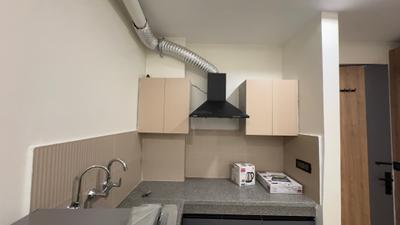 Kitchen Image of 620 Sq.ft 1 RK Independent House for rent in DLF Phase 3 Gurgaon for Rs. 17700