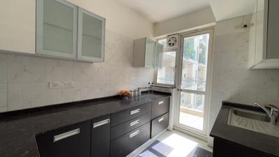 Kitchen Image of 1995 Sq.ft 3 BHK Apartment / Flat for sale in Bestech Park View Sanskruti, Sector 92 Gurgaon for Rs. 22800000