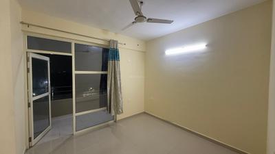Bedroom Image of 1200 Sq.ft 1 BHK Apartment / Flat for rent in Pyramid Infinity, Sector 70 Gurgaon for Rs. 16000