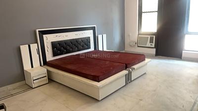 Bedroom Image of 4500 Sq.ft 4 BHK Independent House for rent in Mayfield Garden Gurgaon for Rs. 100000