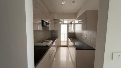 Kitchen Image of 1255 Sq.ft 3 BHK Apartment / Flat for sale in Godrej Woods, Sector 43 Noida for Rs. 30000000
