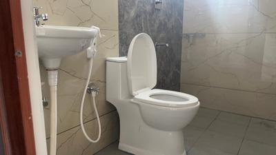 Bathroom Image of 650 Sq.ft 1 BHK Apartment / Flat for rent in Whitefield Bengaluru for Rs. 23000