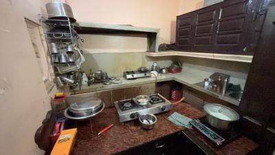 Kitchen Image of 1200 Sq.ft 3 BHK Apartment / Flat for sale in General Ganj Kanpur for Rs. 4299999