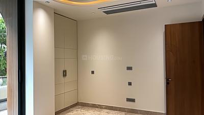 4 BHK Independent Builder Floor