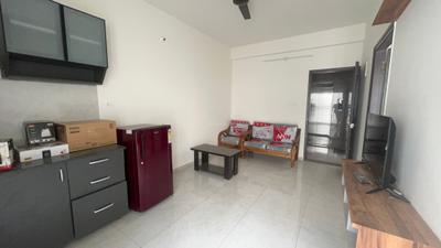 Living Room Image of 650 Sq.ft 1 BHK Apartment / Flat for rent in Whitefield Bengaluru for Rs. 28000