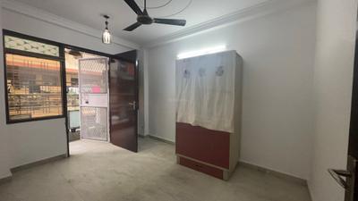 Bedroom Image of 1200 Sq.ft 3 BHK Builder Floor for sale in Mahavir Enclave New Delhi for Rs. 9000000