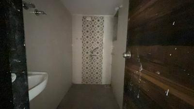 Bathroom Image of 740 Sq.ft 1 BHK Apartment / Flat for sale in Frenny Platinum Tower, Vasai East Vasai for Rs. 2974000