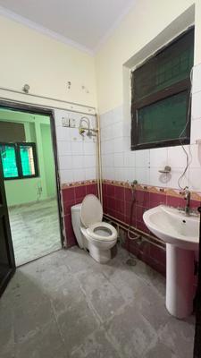 Image of 1800 Sq.ft 4 BHK Apartment / Flat for rent in Surya Nagar, Ghaziabad for Rs. 35000