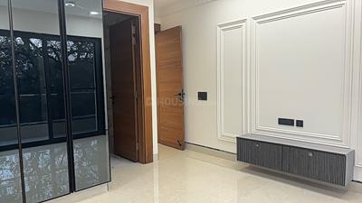 Bedroom Image of 3150 Sq.ft 4 BHK Builder Floor for sale in Sector 46 Faridabad for Rs. 40000000