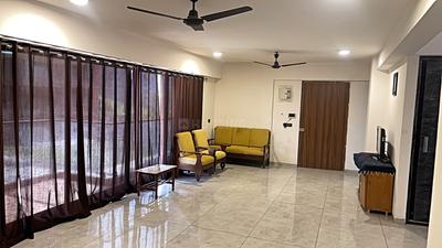 Living Room Image of 2304 Sq.ft 3 BHK Apartment / Flat for sale in Shikshapatri Sky Line, Sargasan Gandhinagar for Rs. 11000000