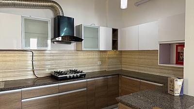 Kitchen Image of 1827 Sq.ft 3 BHK Apartment / Flat for rent in ABA Cleo County, Sector 121 Noida for Rs. 75000