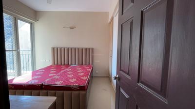 Bedroom Image of 766 Sq.ft 2 BHK Apartment / Flat for rent in Prateek Grand City, Siddharth Vihar Ghaziabad for Rs. 30000