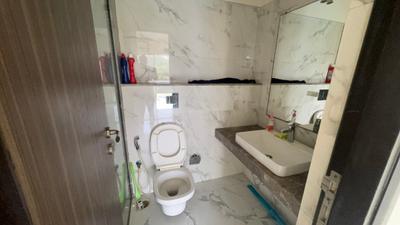 Image of 950 Sq.ft 2 BHK Apartment / Flat for rent in Raheja Ridgewood, Goregaon East, Mumbai for Rs. 87000