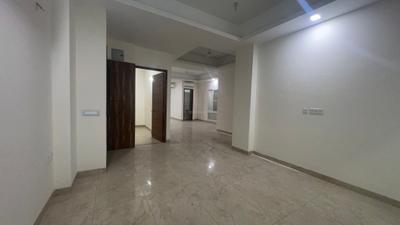Living Room Image of 2385 Sq.ft 4 BHK Apartment / Flat for rent in Wave Veridia, Wave City Ghaziabad for Rs. 55000