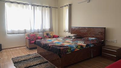 Bedroom Image of 2000 Sq.ft 3 BHK Apartment / Flat for sale in Lodha Golflinks, Khidkali Thane for Rs. 27000000