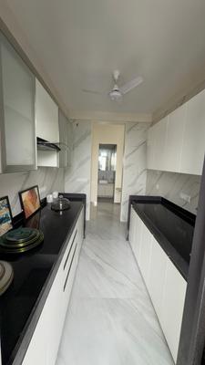 Kitchen Image of 1600 Sq.ft 3 BHK Apartment / Flat for sale in Bandra West Mumbai for Rs. 107500000