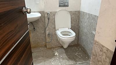 Image of 1358 Sq.ft 3 BHK Apartment / Flat for rent in Indosam 75, Sector 75, Noida for Rs. 39000